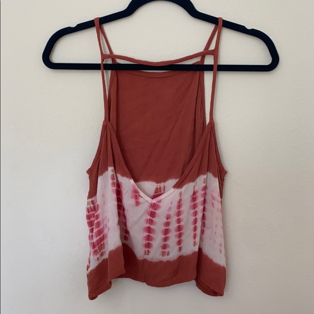 Open-back Tank Top - Picture 2 of 2
